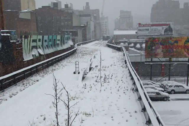 A photo of The High Line during a recent snow storm.